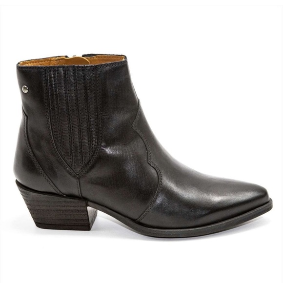 PIKOLINOS Shoes - Pikolinos Vergel Western Ankle Boot (size 38)